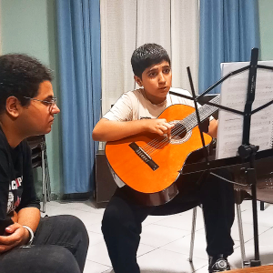 آموزش گیتار کلاسیک آموزش گیتار به تمام سنین